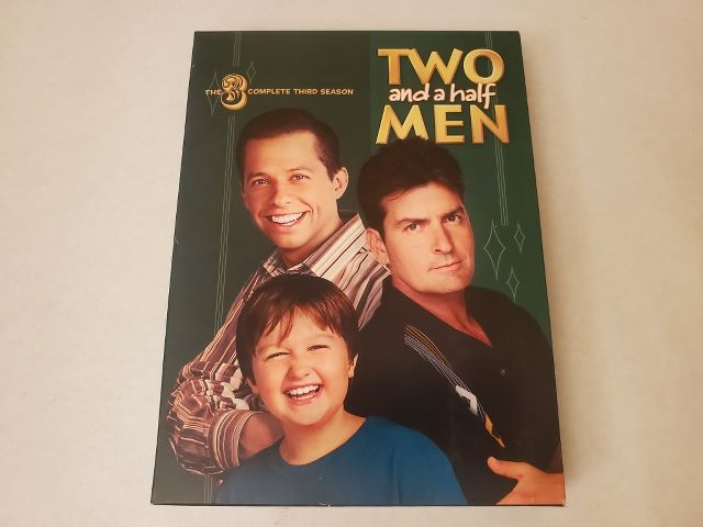 DVD Two And A Half Men The Complete Third Season video game