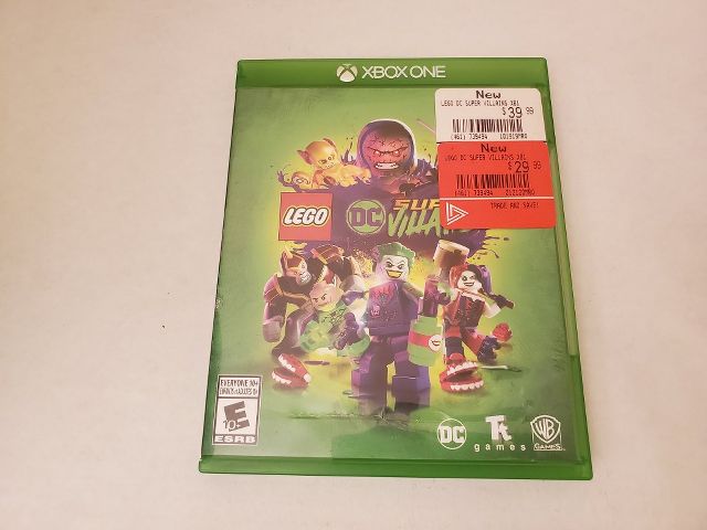 Microsoft Xbox One LEGO DC Super Villians video game