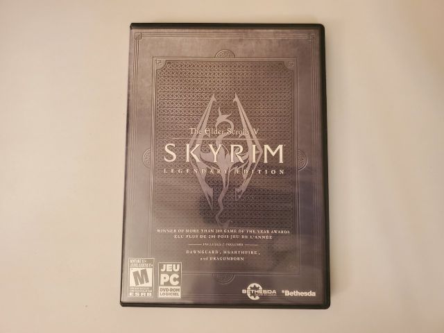PC The Elder Scrolls V Skyrim Legendary Edition video game