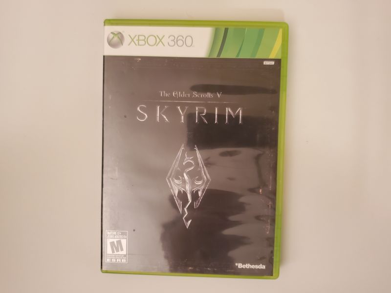 Microsoft Xbox 360 Skyrim The Elder Scrolls V video game