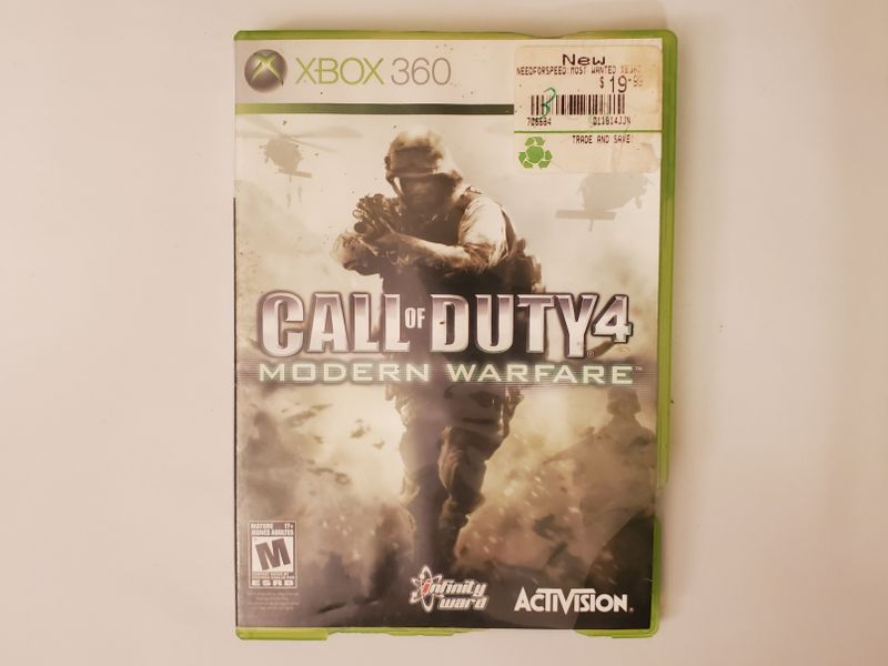 Microsoft Xbox 360 Call of Duty 4  Modern Warfare video game