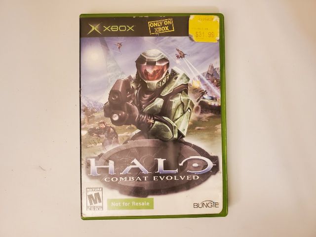 Microsoft Xbox Halo Combat Evolved video game
