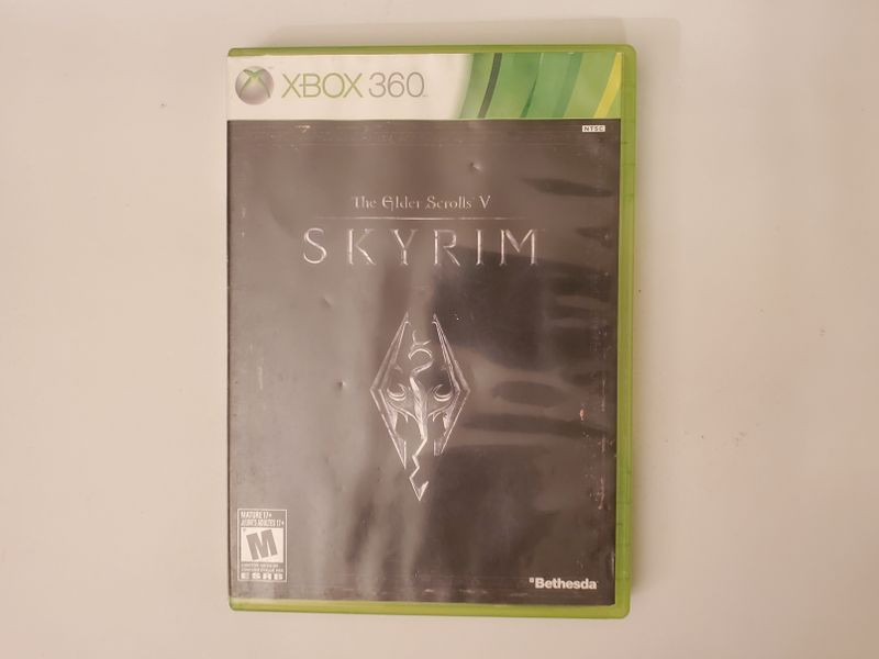 Microsoft Xbox 360 Skyrim The Elder Scrolls V video game