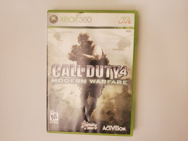 Microsoft Xbox 360 Call of Duty 4  Modern Warfare video game