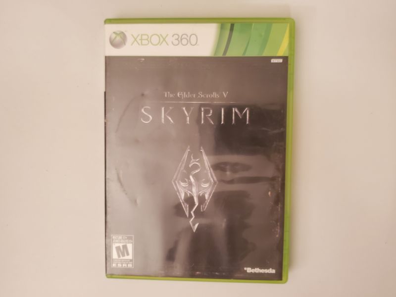Microsoft Xbox 360 Skyrim The Elder Scrolls V video game