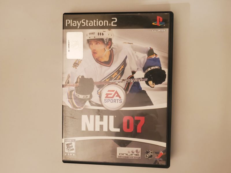 Sony PlayStation 2 NHL 07 video game