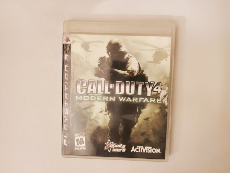 Sony PlayStation 3 Call of Duty 4  Modern Warfare video game