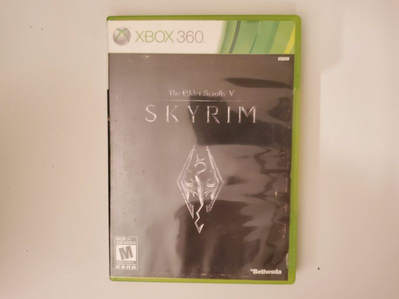 Microsoft Xbox 360 Skyrim The Elder Scrolls V video game