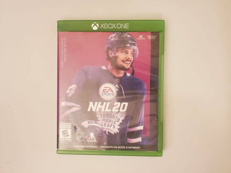 Microsoft Xbox One NHL 20 video game