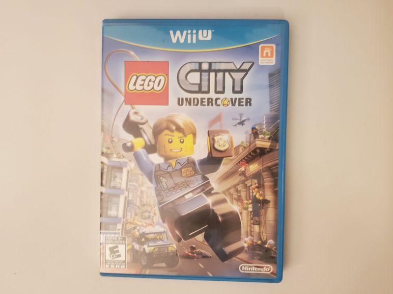 Nintendo Wii U LEGO City Undercover video game