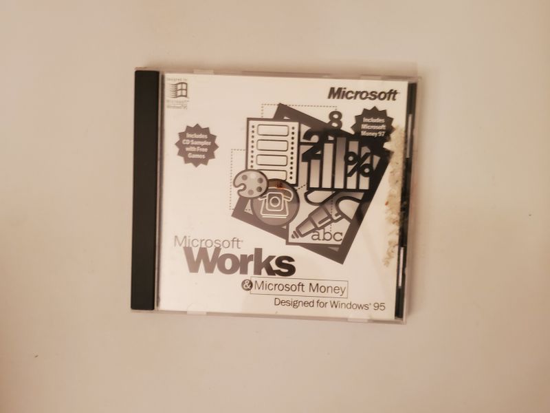 PC Microsoft Works & Microsoft Money video game