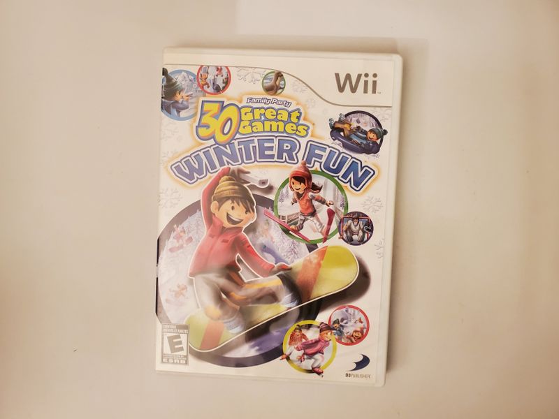 Nintendo Wii Family Party: 30 Great Games Winter Fun video game