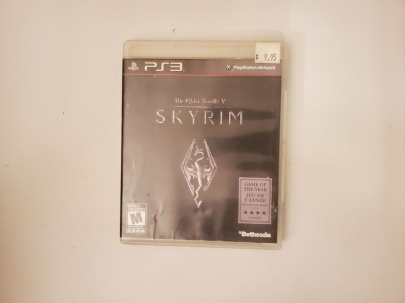 Sony PlayStation 3 The Elder Scrolls V: Skyrim (Game of the Year Edition) video game