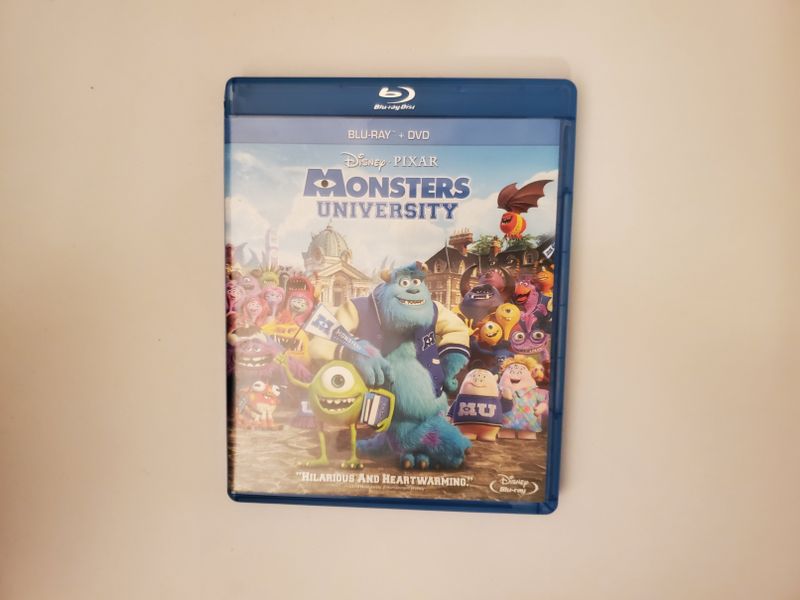 Blu-Ray Monsters University video game