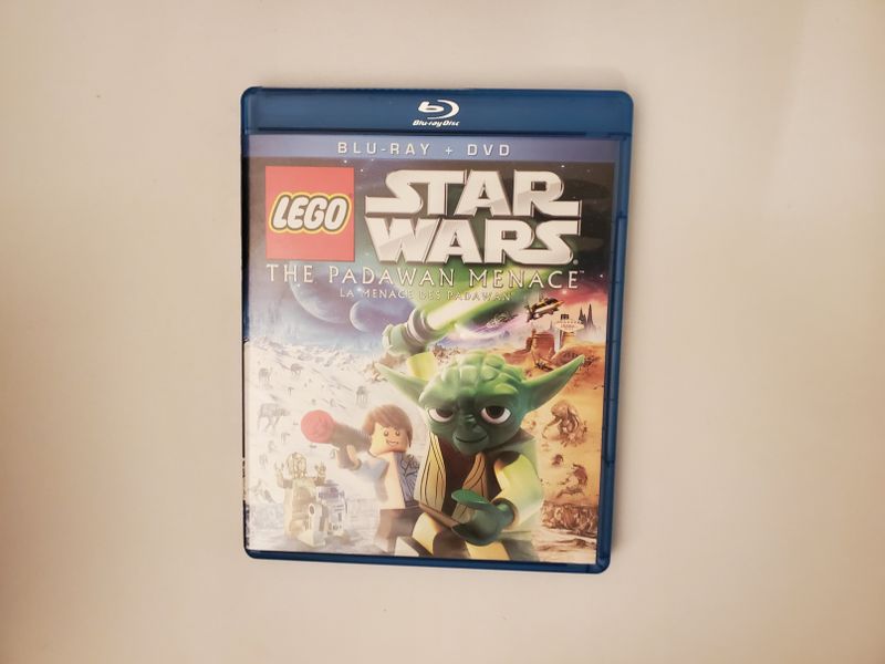 Blu-Ray LEGO Star Wars The Padawan Menace video game