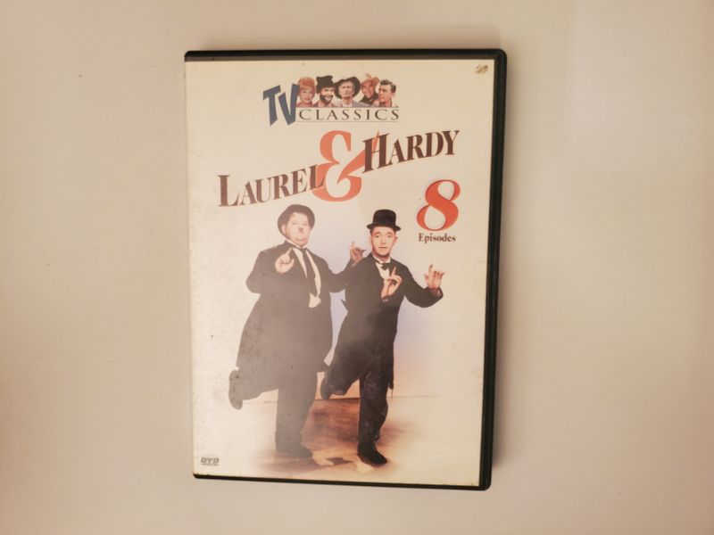 DVD TV Classics: Laurel & Hardy - 8 Episodes video game