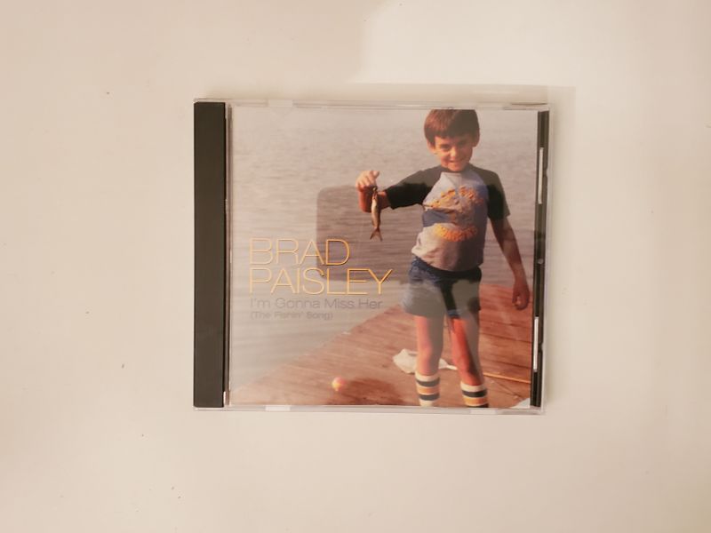 CD Brad Paisley - I'm Gonna Miss Her (The Fishin' Song) video game