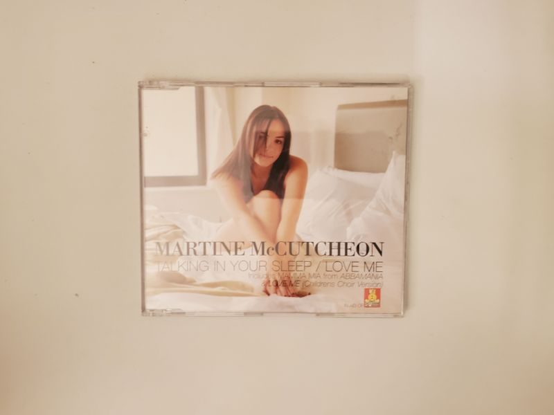 CD Martine McCutcheon - Talking In Your Sleep / Love Me video game