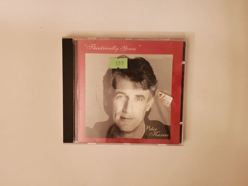 CD Peter Karrie - Theatrically Yours video game