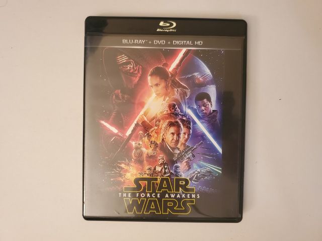 Blu-Ray Star Wars: The Force Awakens video game
