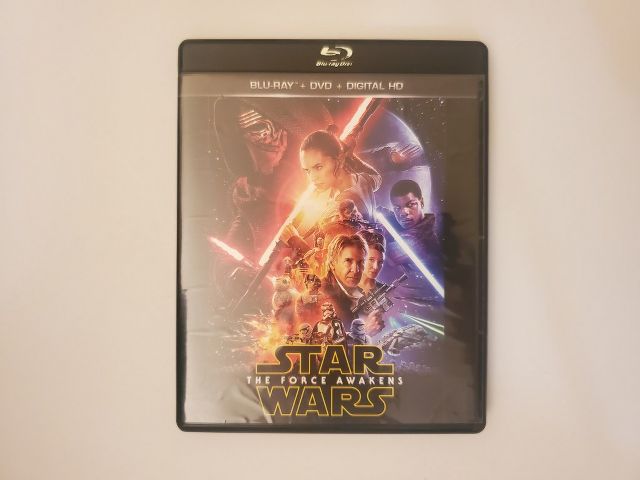 Blu-Ray Star Wars: The Force Awakens video game