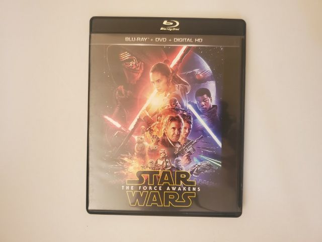 Blu-Ray Star Wars: The Force Awakens video game