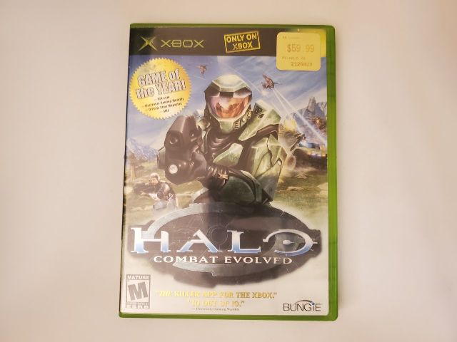 Microsoft Xbox Halo Combat Evolved Game of the year video game