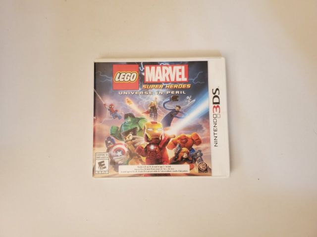 Nintendo 3DS LEGO Marvel Super Heroes Universe In Peril video game