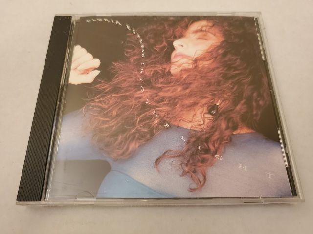 CD Gloria Estefan Into the Light video game