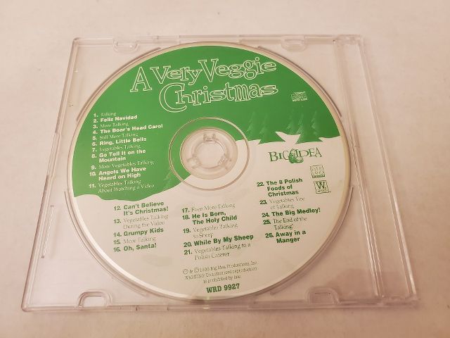 CD A Very Veggie Christmas video game
