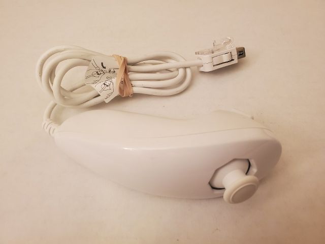 Nintendo Wii White NunChuks video game