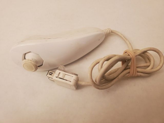 Nintendo Wii White NunChuks video game
