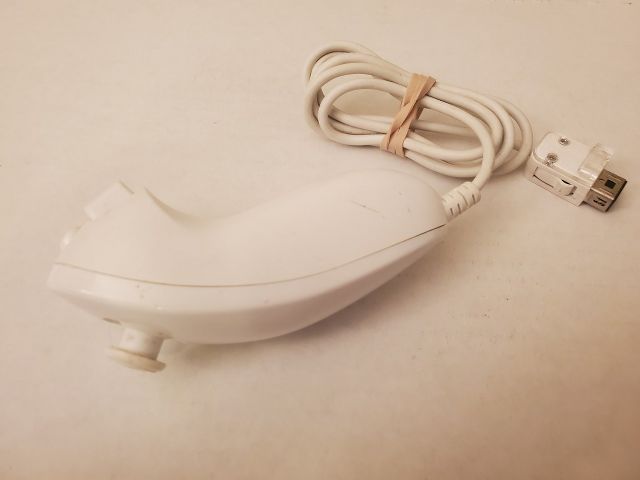 Nintendo Wii White NunChuks video game