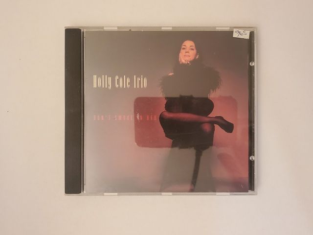 CD Holly Cole Trio - Don't Smoke in Bed video game