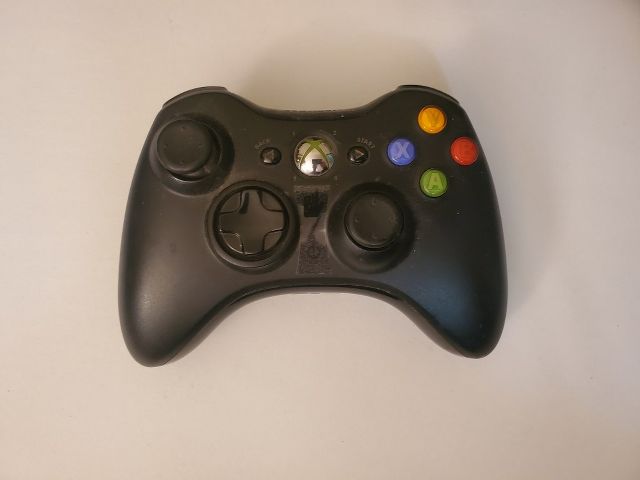 Microsoft Xbox 360 Black Wireless Controller video game