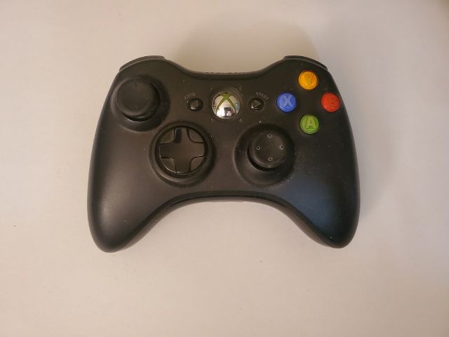 Microsoft Xbox 360 Black Wireless Controller video game