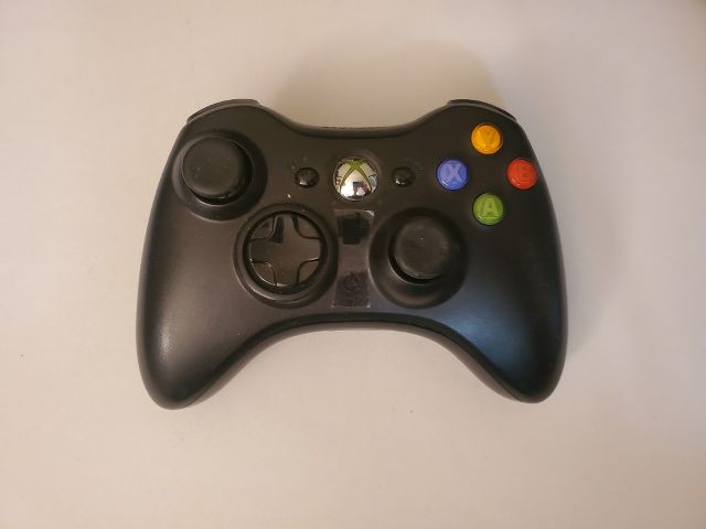 Microsoft Xbox 360 Black Wireless Controller video game