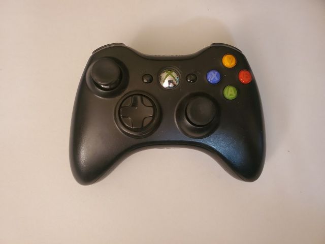 Microsoft Xbox 360 Black Wireless Controller video game