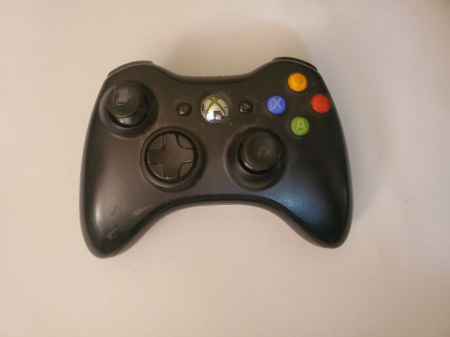 Microsoft Xbox 360 Black Wireless Controller video game