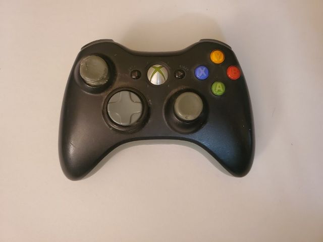 Microsoft Xbox 360 Black Wireless Controller video game