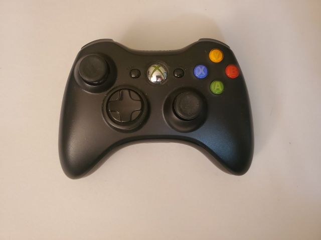 Microsoft Xbox 360 Black Wireless Controller video game