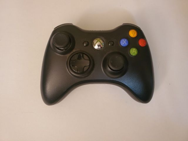 Microsoft Xbox 360 Black Wireless Controller video game