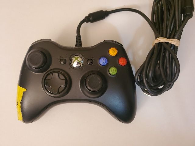 Microsoft Xbox 360 Black Wired Controller video game