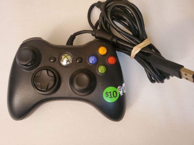 Microsoft Xbox 360 Black Wired Controller video game