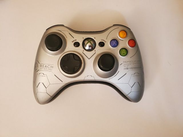 Microsoft Xbox 360 Halo Reach Wireless Controller video game