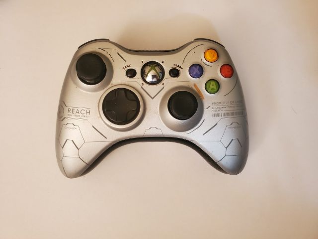 Microsoft Xbox 360 Halo Reach Wireless Controller video game