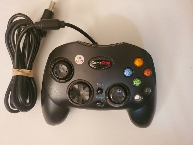 Microsoft Xbox GameStop Black Wired Controller BB-136 video game