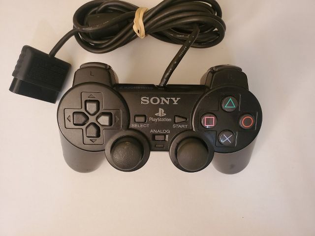 Sony Playstation 2 Black Wired Controller video game