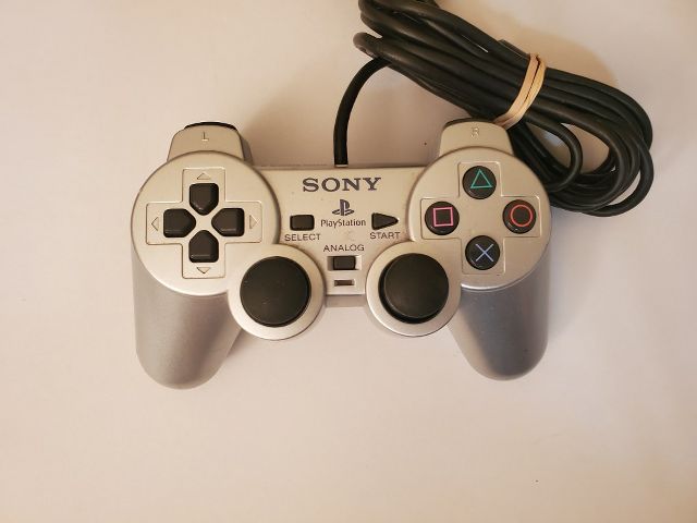 Sony Playstation 1 Silver Analog Wired Controller video game