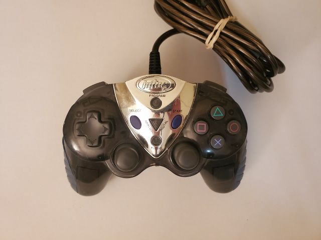 Sony Playstation 2 Intec Black Wired Controller video game